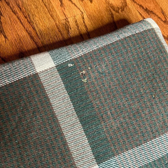 Vintage Cabin Reversible Green Plaid Camp Blanket With Fringe - Picture 7 of 9